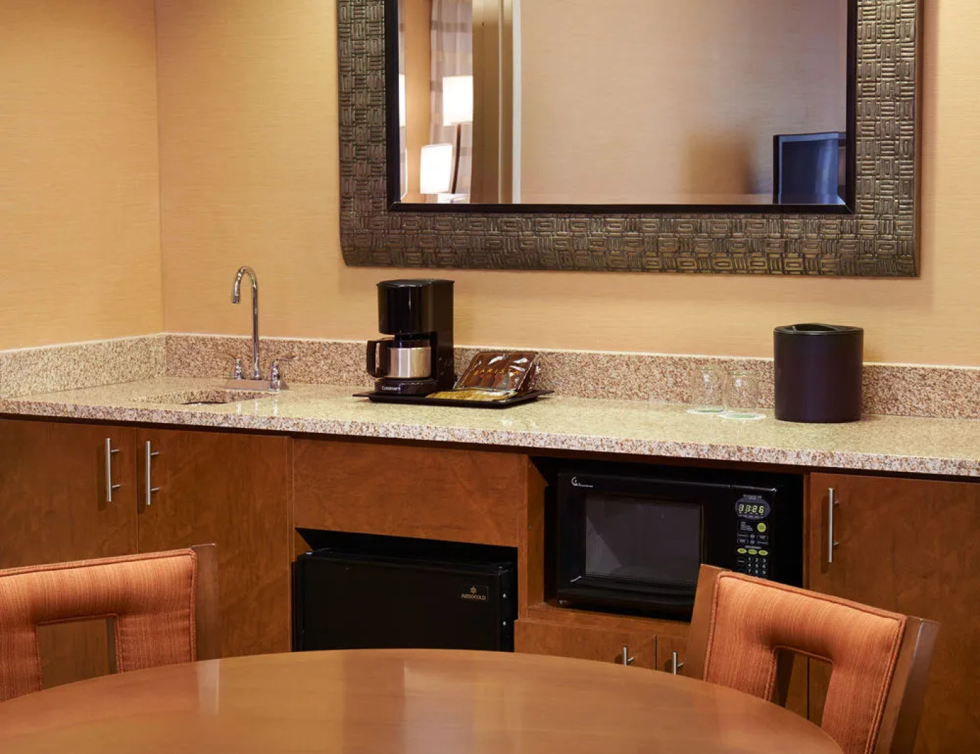 Courtyard Milwaukee Downtown