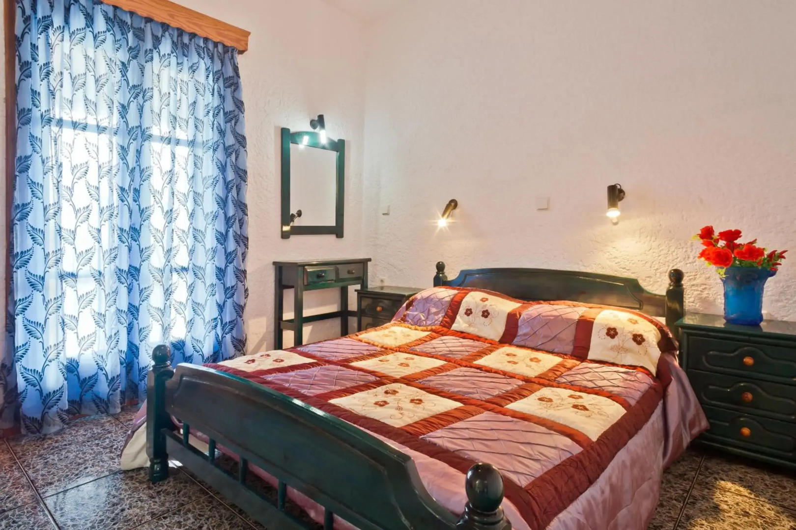 Montemar Studios & Apartments