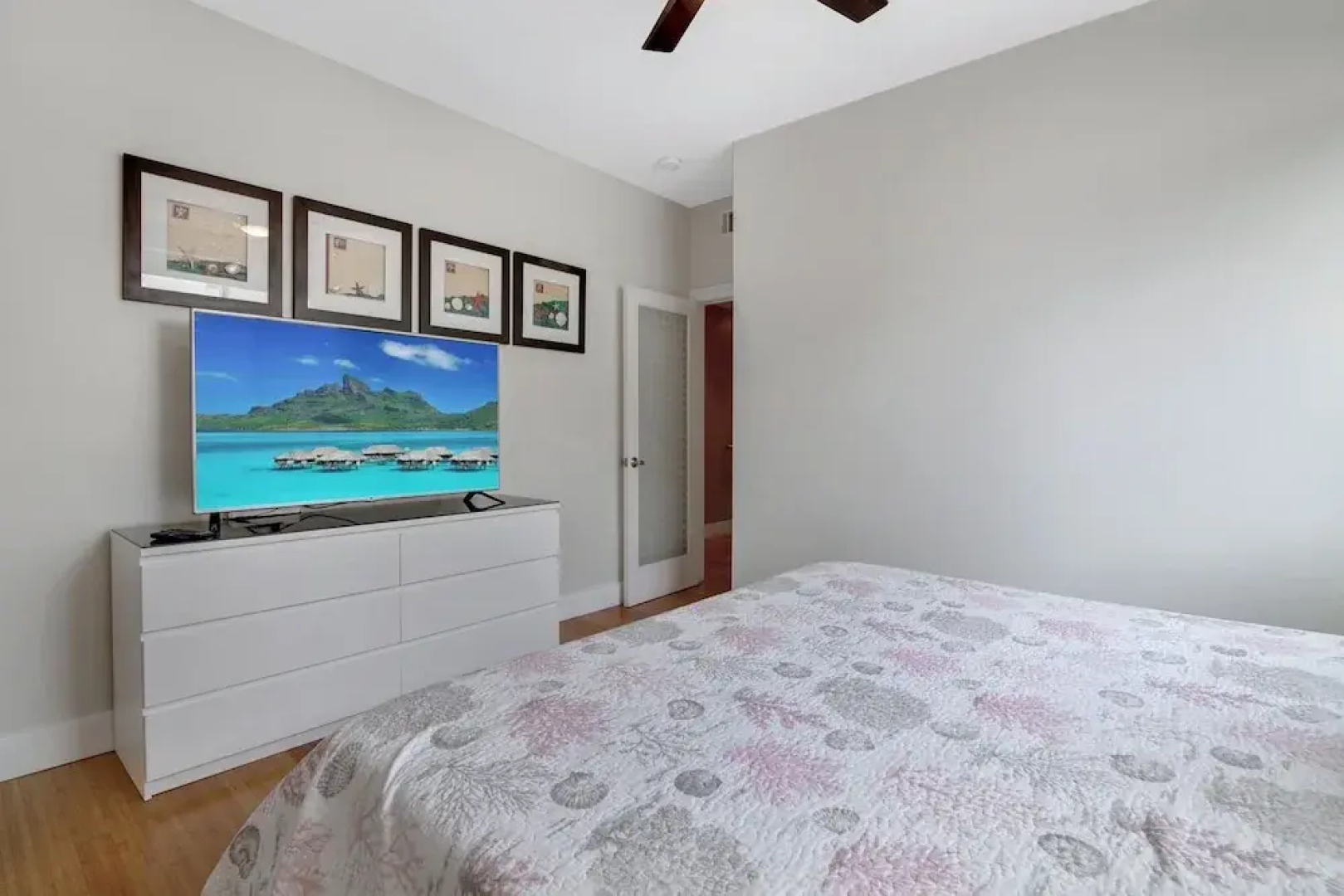 Ocean-view Oasis W/ Rooftop Deck - Steps To Beach 3 Bedroom Home