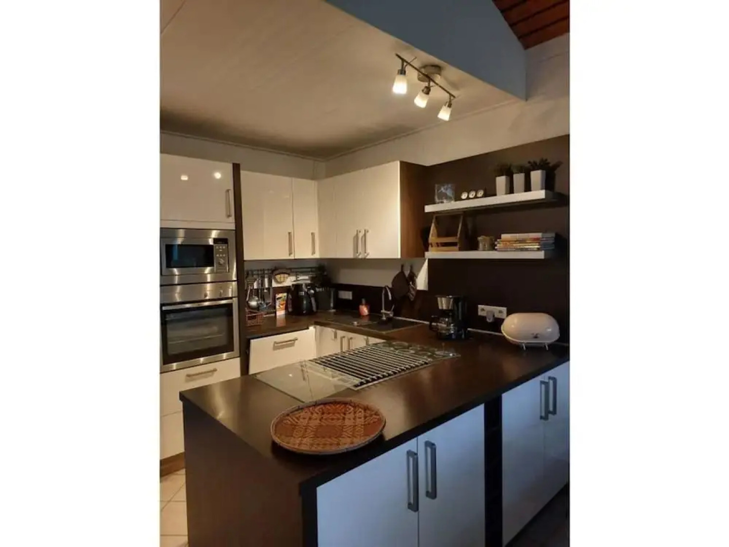 No Title Modern Retreat