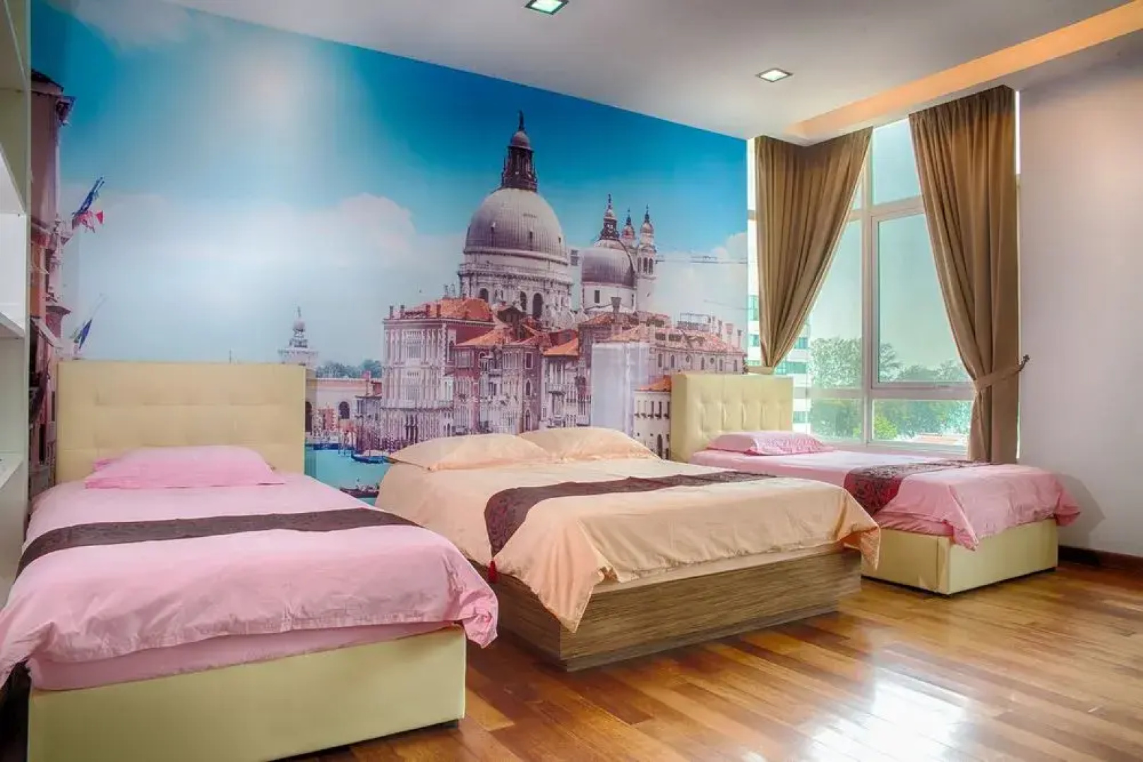 The Holiday Residence