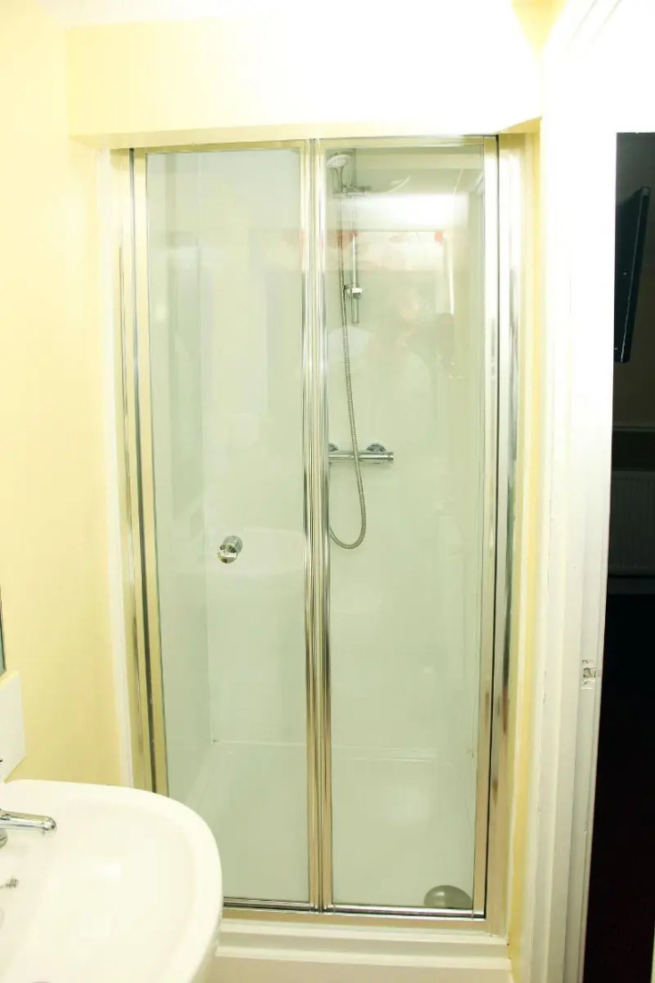 Columbia Hotel & Restaurant