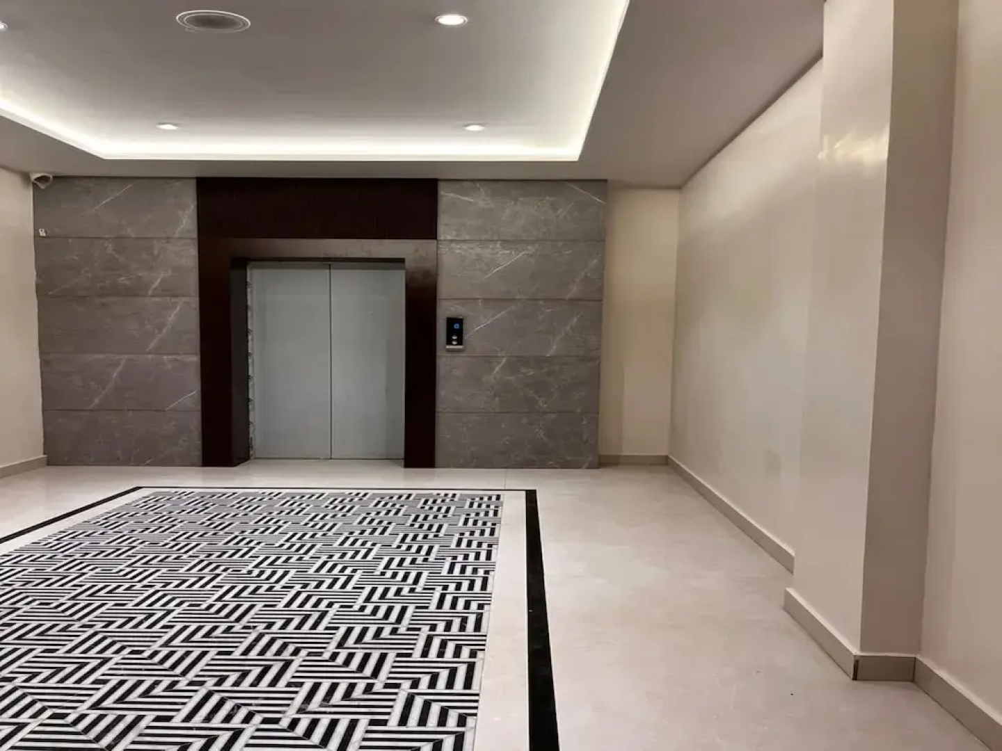 The White IBIS A Boutique Hotel