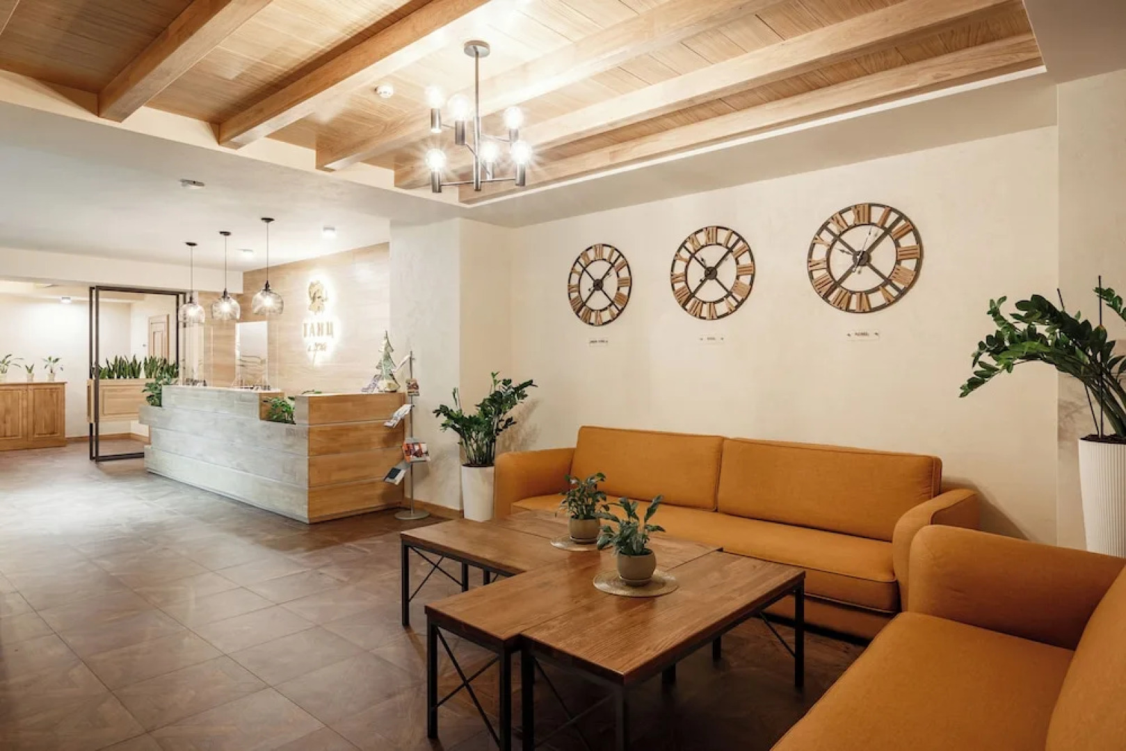 Отель Ganz & SPA