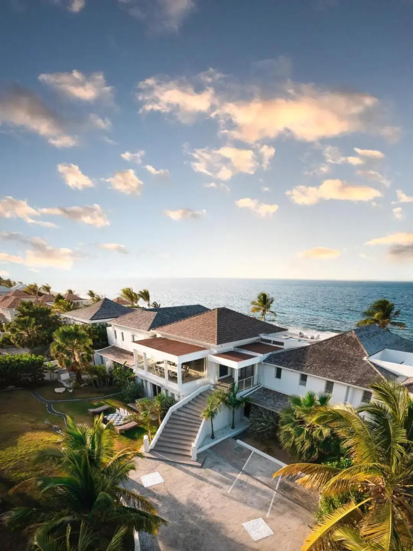 5 BR Luxe Oceanfront Escape for Groups Families Chef Service inkl