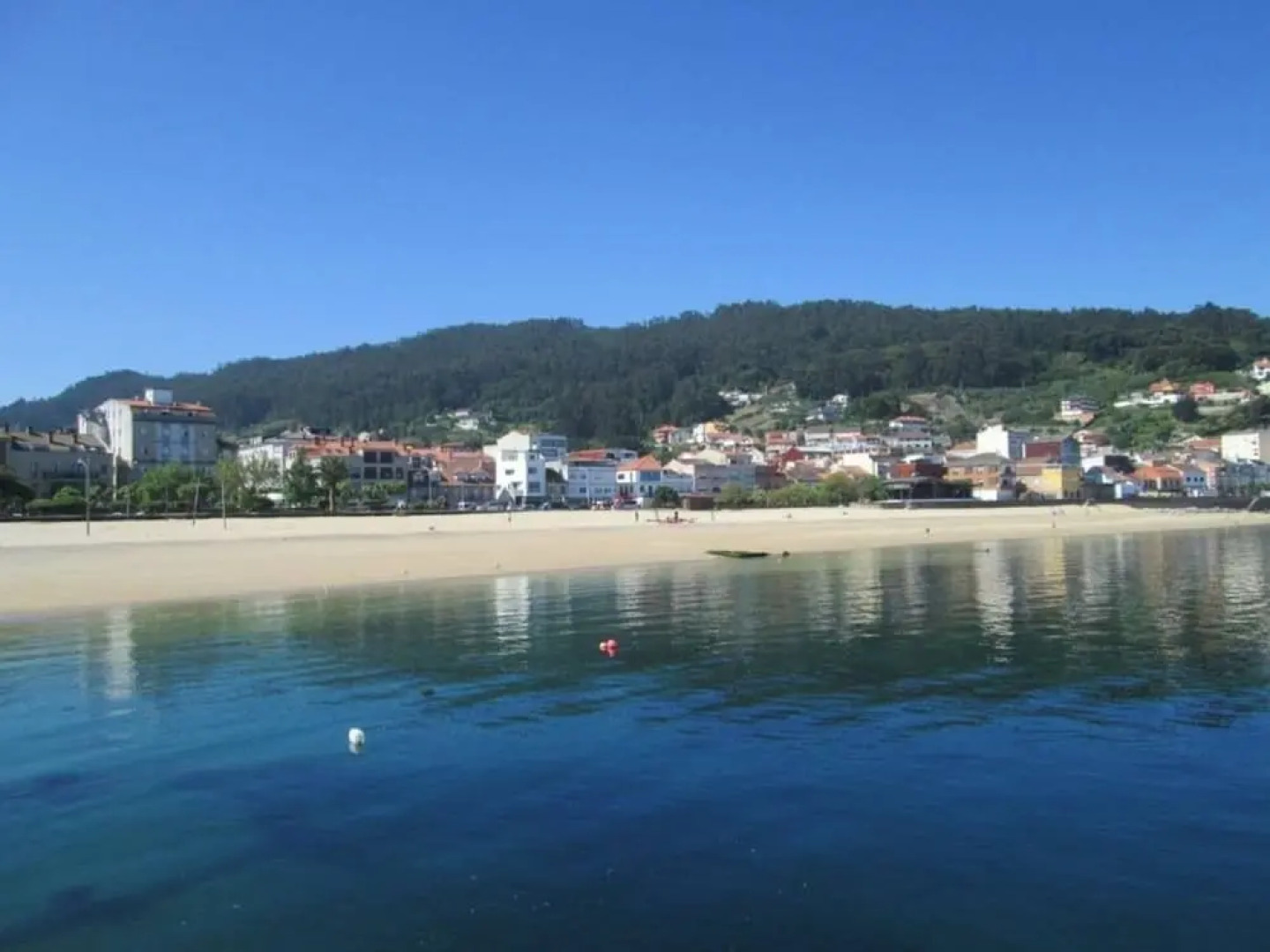 Bueu 101892 2 Bedroom Apartment By Mo Rentals