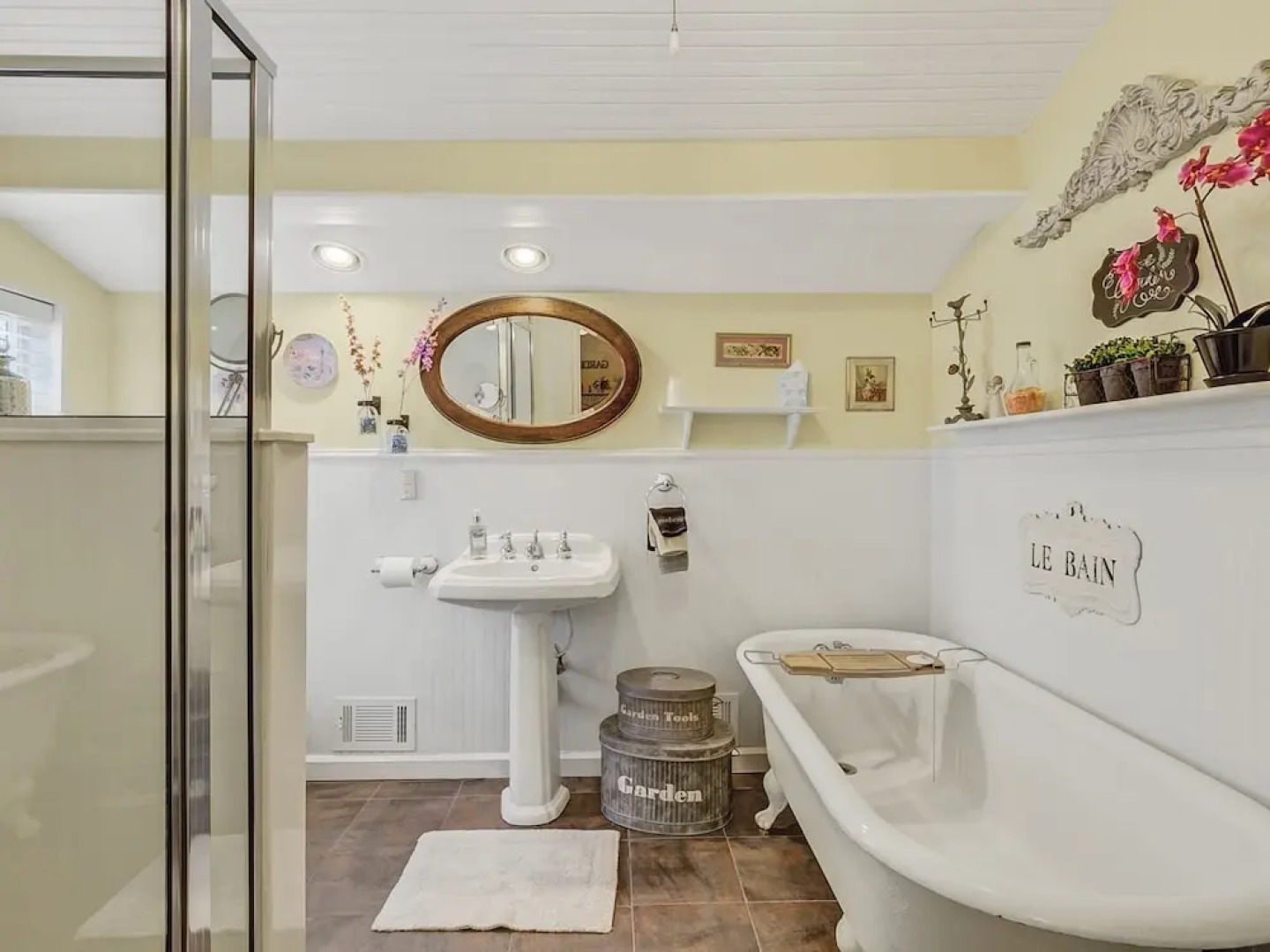 Granbury Gardens Bed and Breakfast