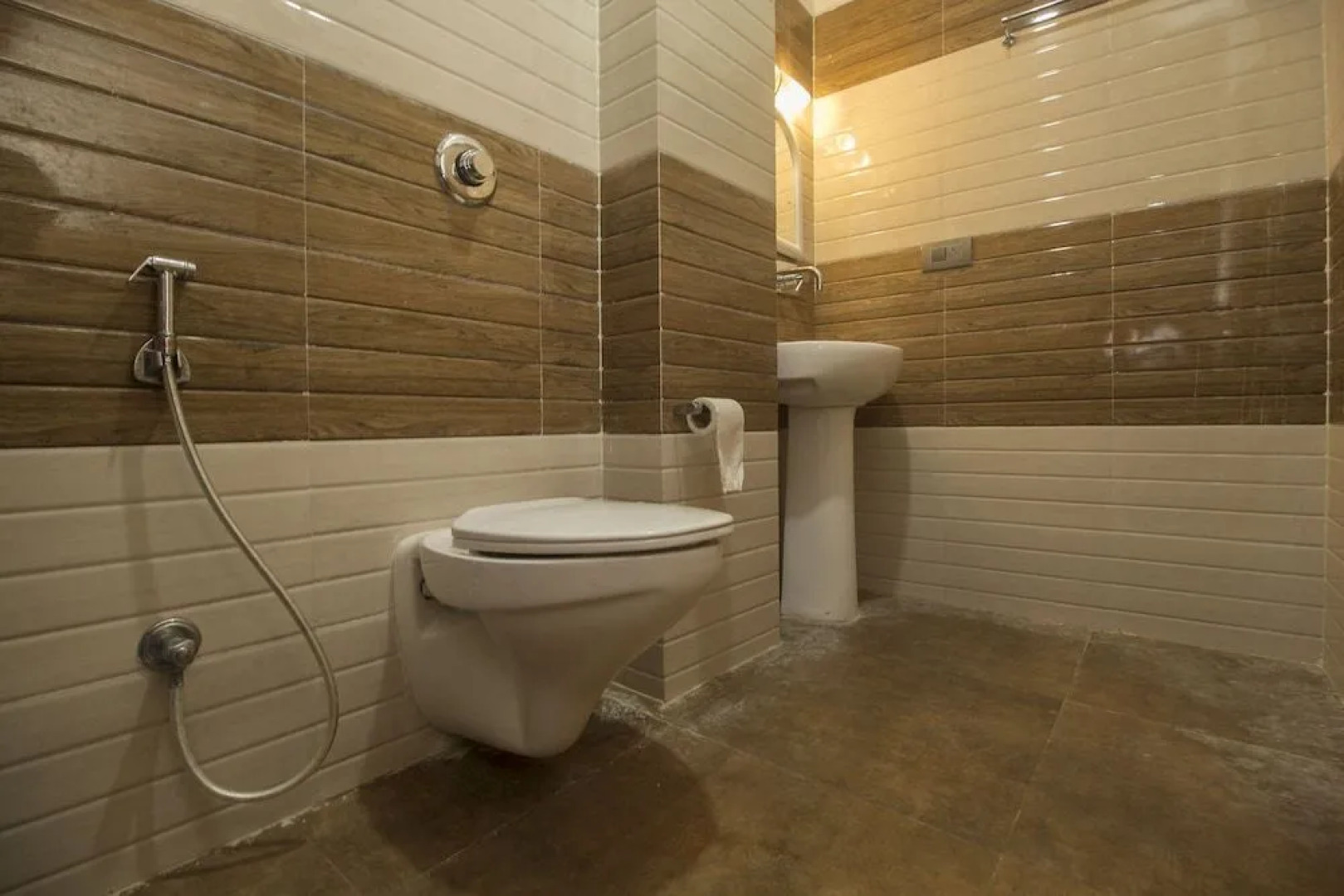 OYO 28105 Hotel Blue Sapphire