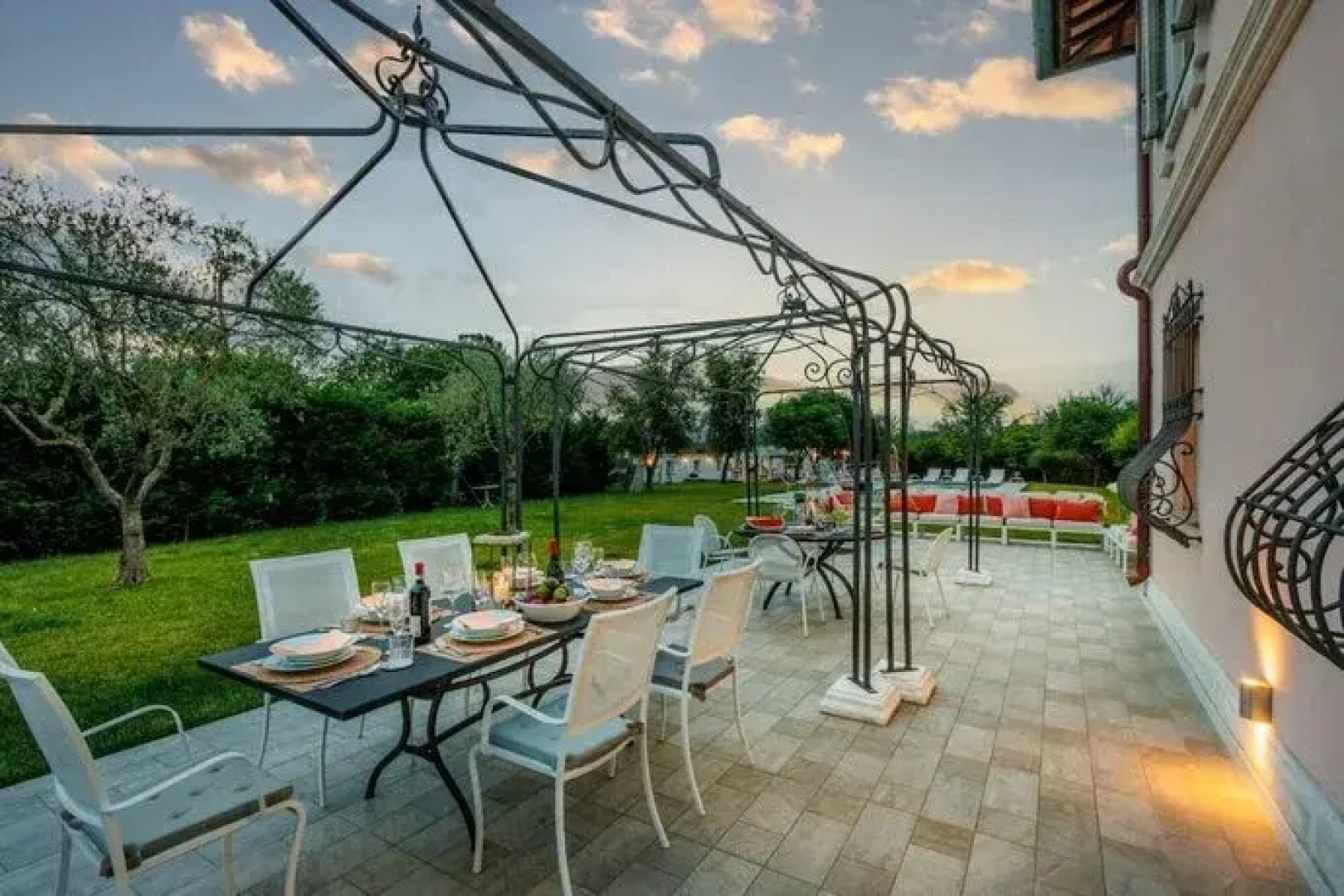 Villa Alpaca in Orentano