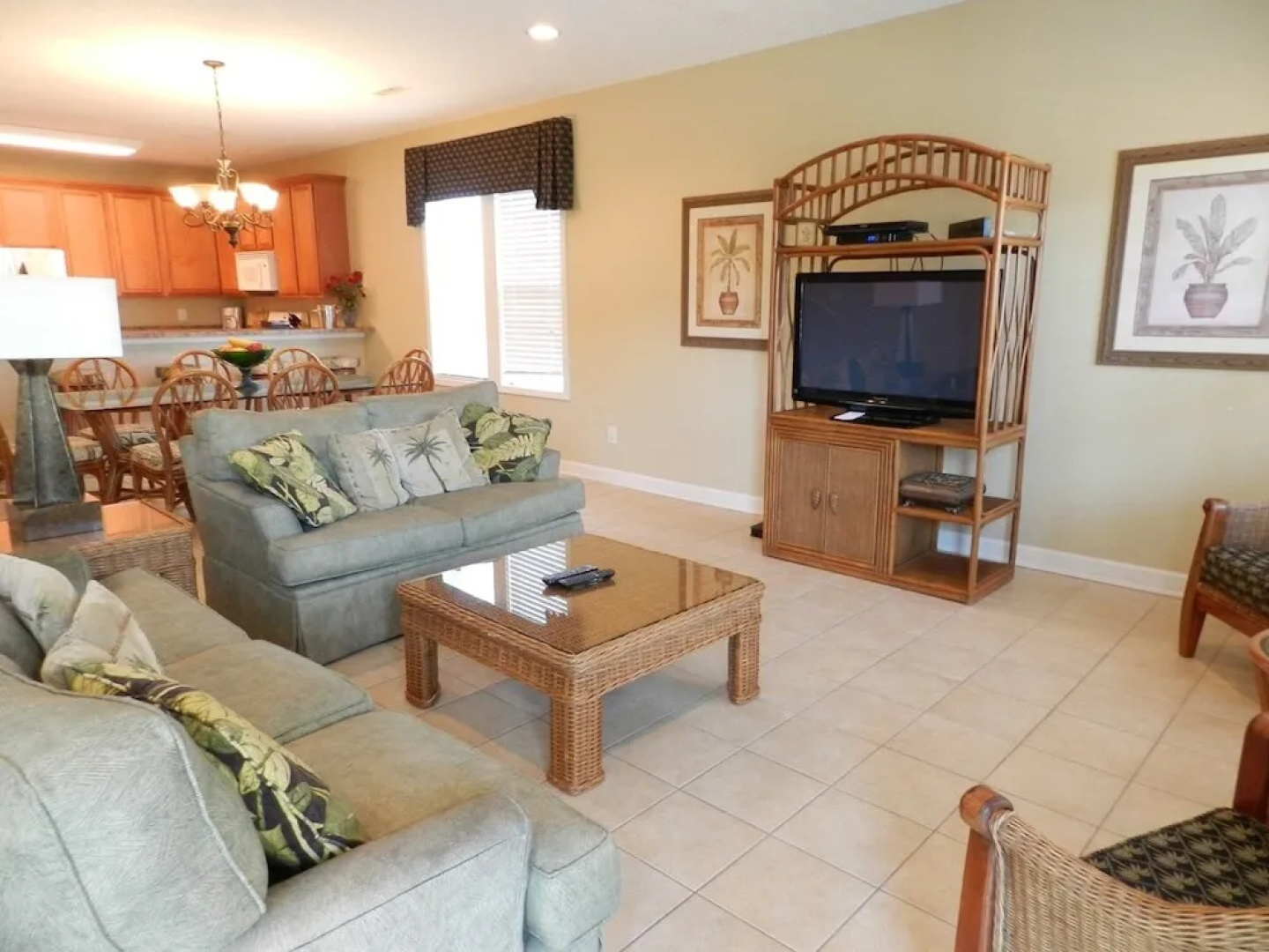 Las Palmas Home #64622 5 Bedrooms 5.5 Bathrooms Home