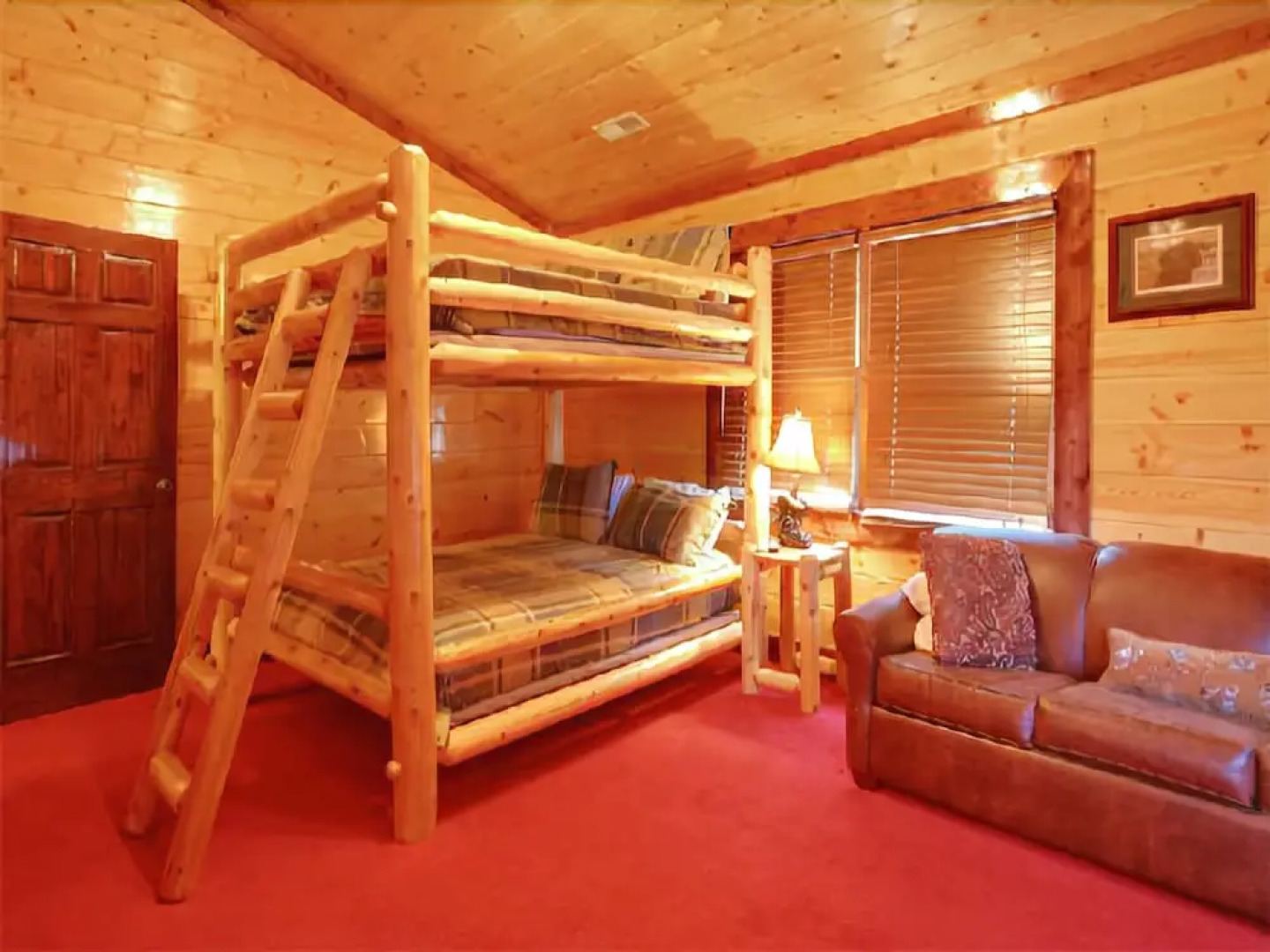 Mystical Creek Pool Lodge #600