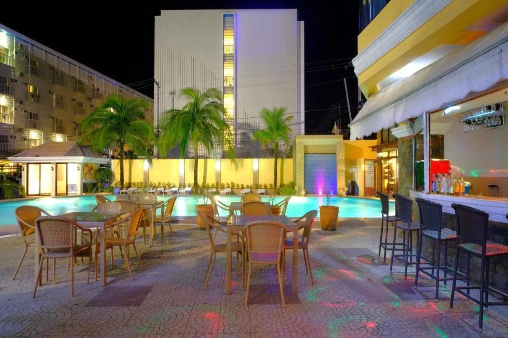 Boracay Holiday Resort