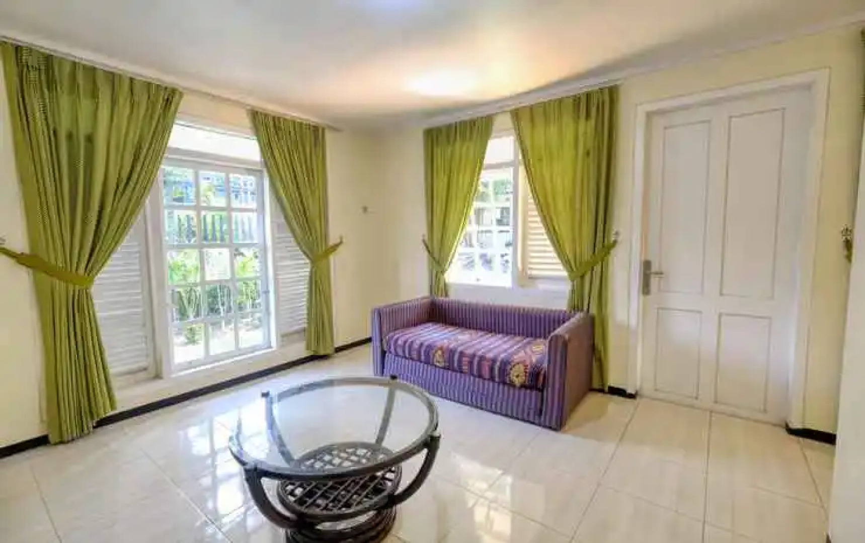 Villa Lotus 5BR Rumah Gadog