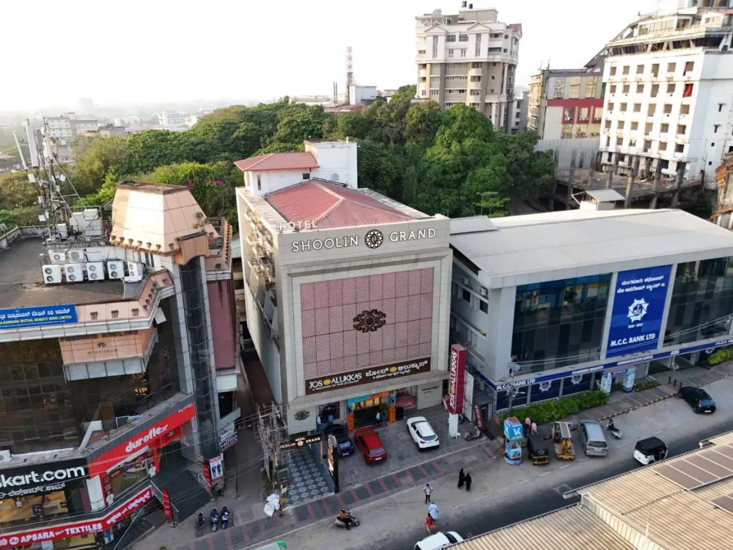 OYO Premium Light House Hill