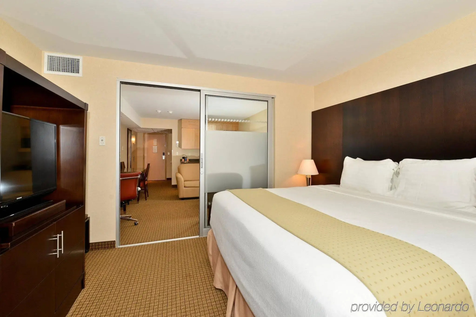 iHOTEL & Conference Center Red Deer