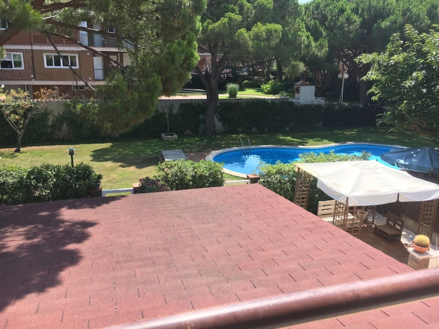 Kahakai Beach Apartments