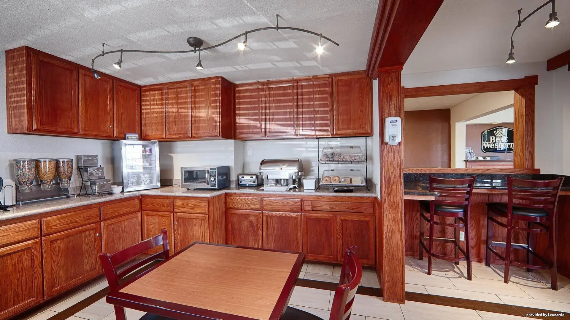 SureStay Hotel by Best Western Hollister