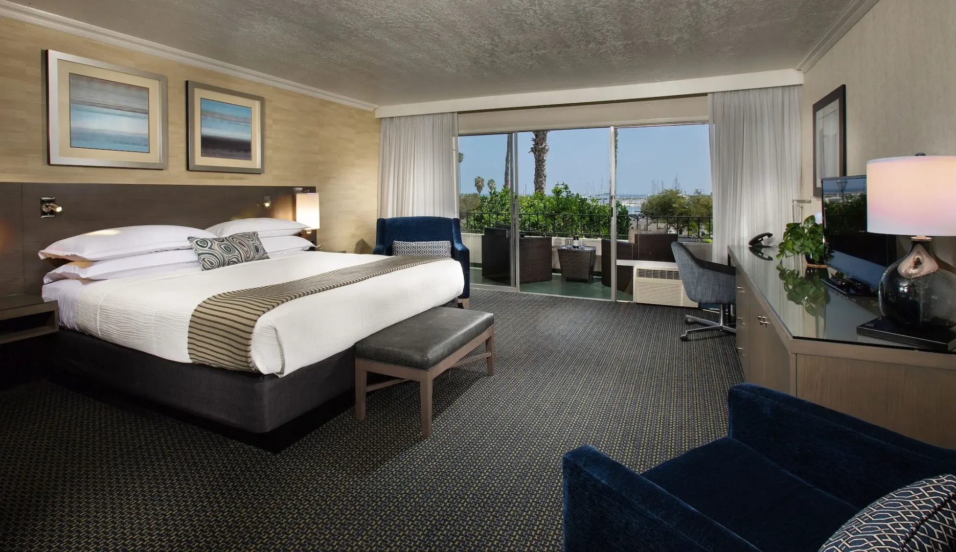 West Beach Inn, a Coast Hotel