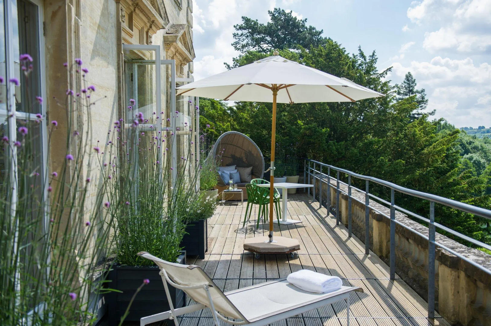 Cowley Manor Experimental