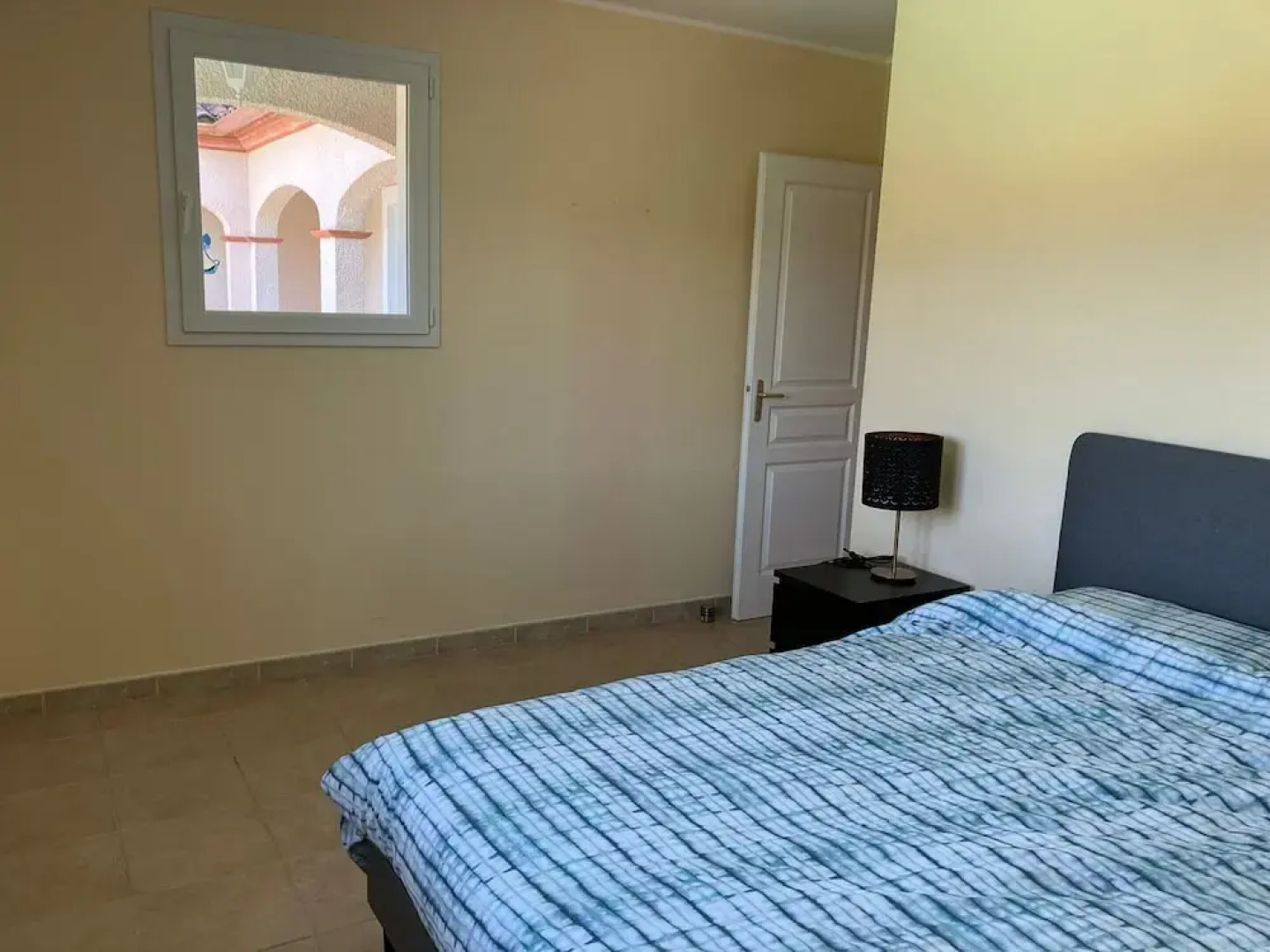 Villa With Private Pool and Jacuzzi