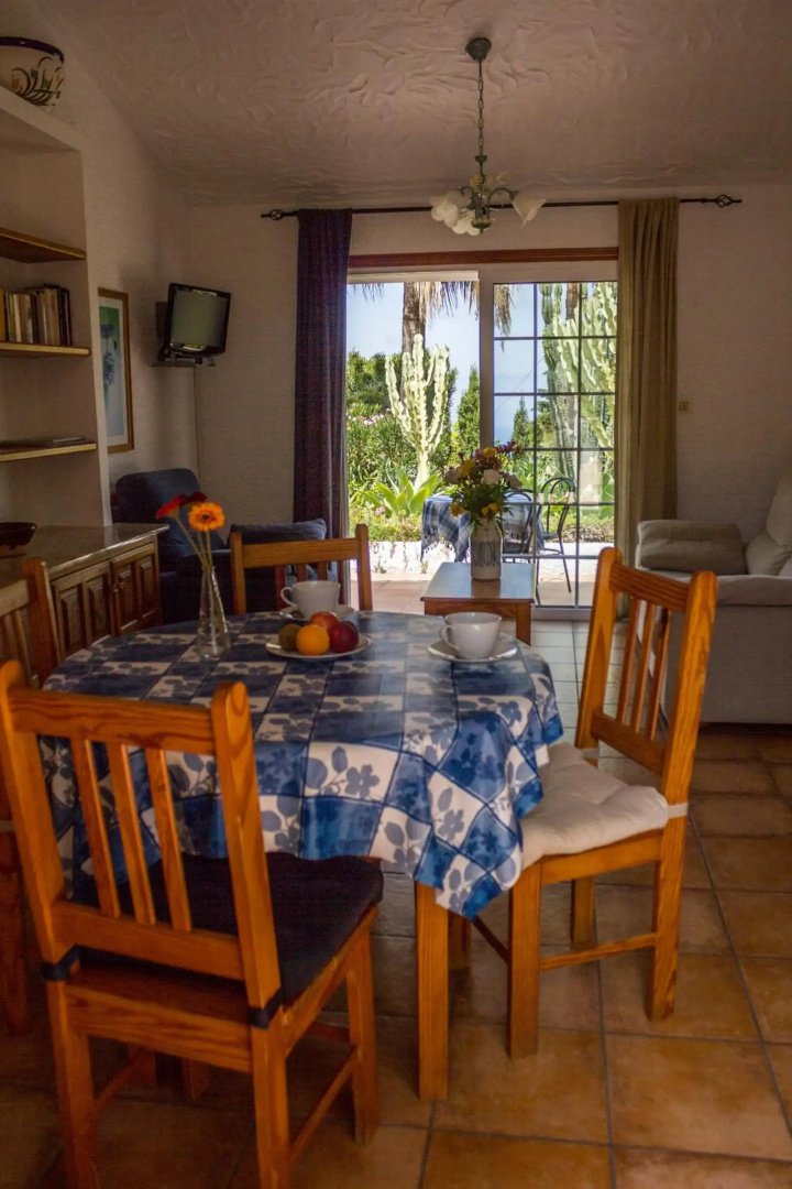 Casitas Vista Valle Alto