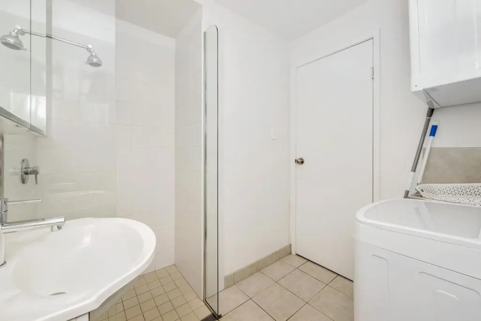 The Strand - 2BR Unit with Wifi and Beach