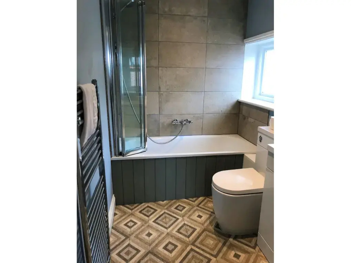 The White Horse Hotel