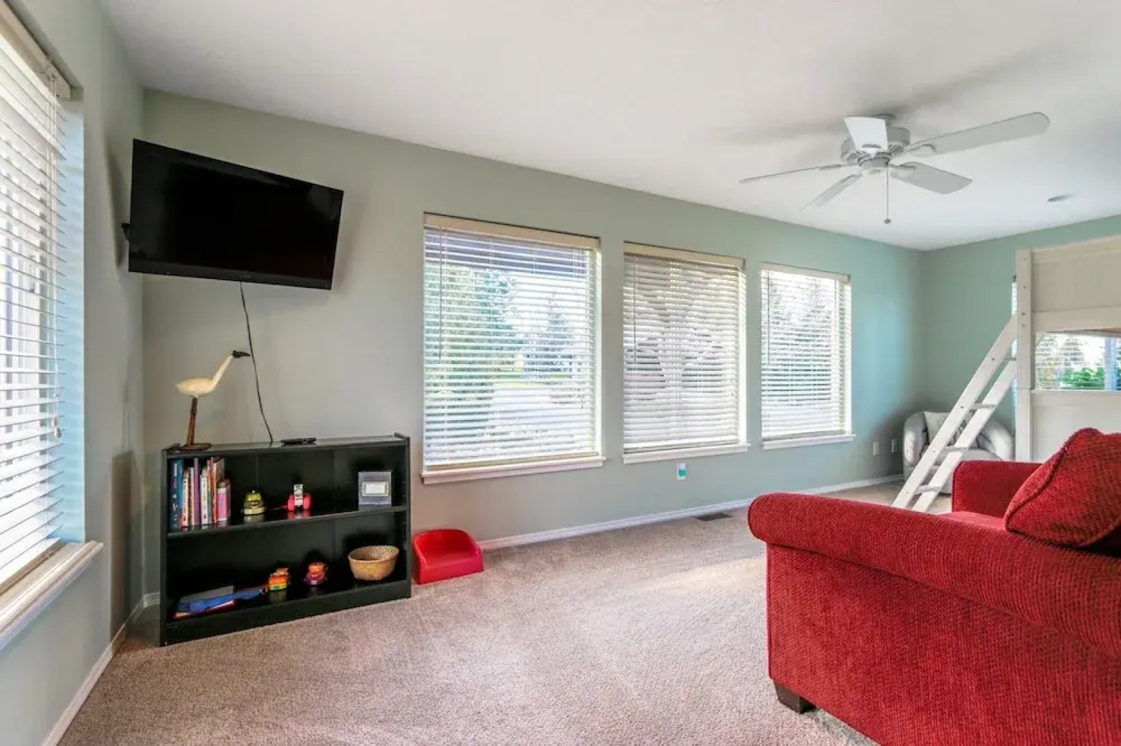 Quail On Sunset 4 Bedroom Home by RedAwning