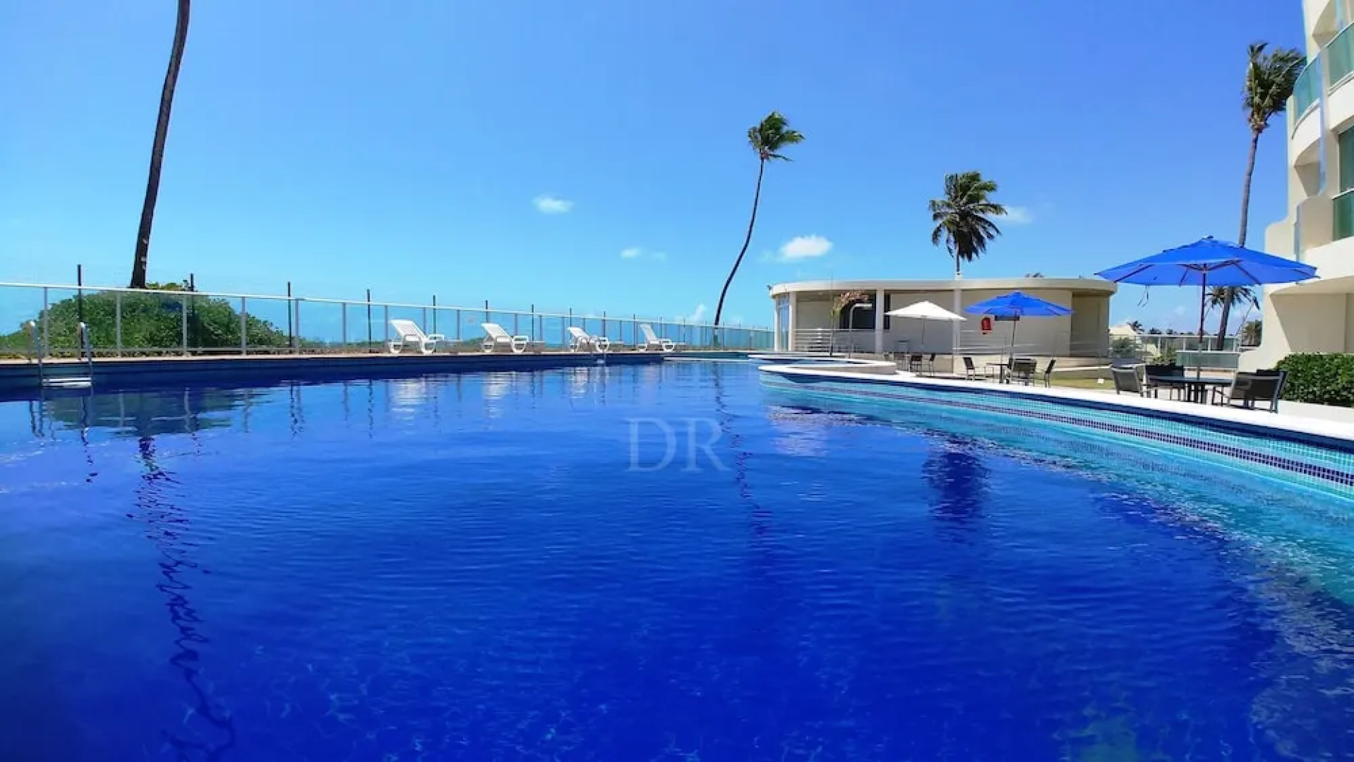 Areias do Mar | 2 Quartos, Vista Mar, Amplo com Varanda A206