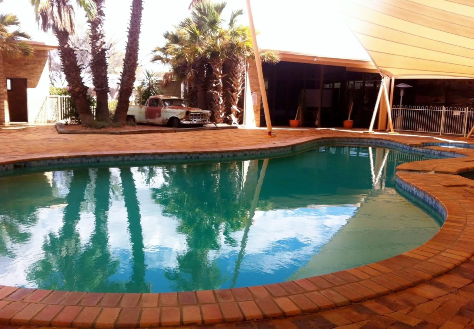 Albert Park Motor Inn