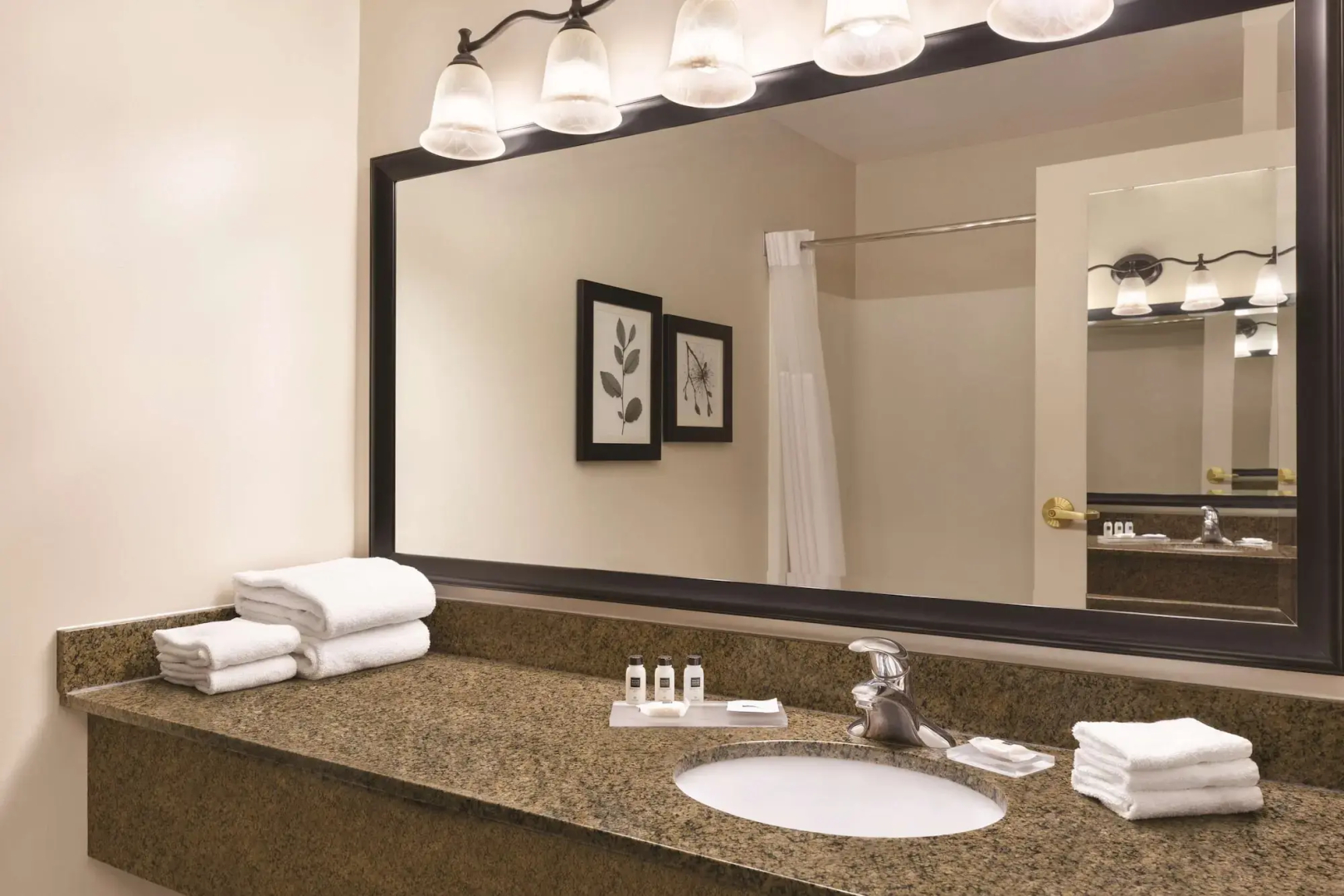 Country Inn & Suites by Radisson, Billings, MT
