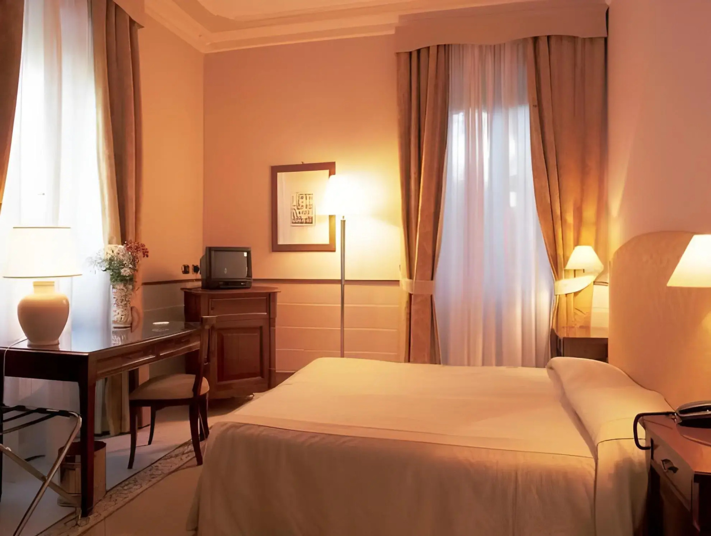 Hotel Flora