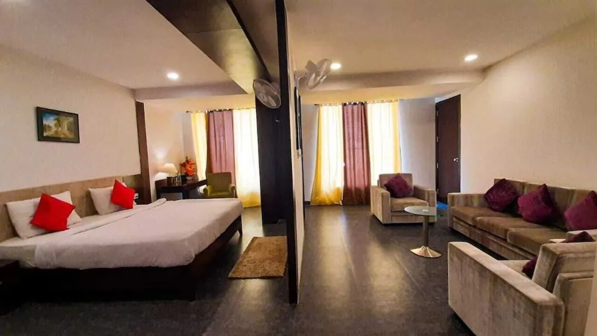 Sai Preet Service Apartment