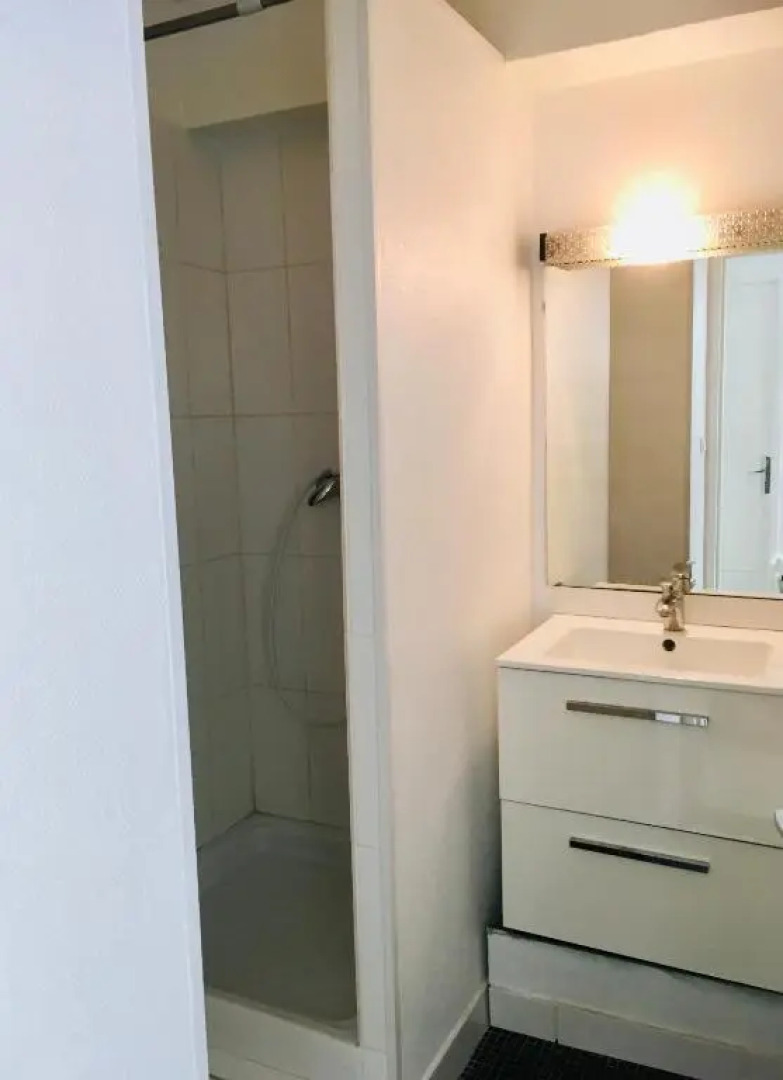 P1 Vue Mer 1ère ligne 33M2 pour 4 pers + véranda + parking La Grande-Motte