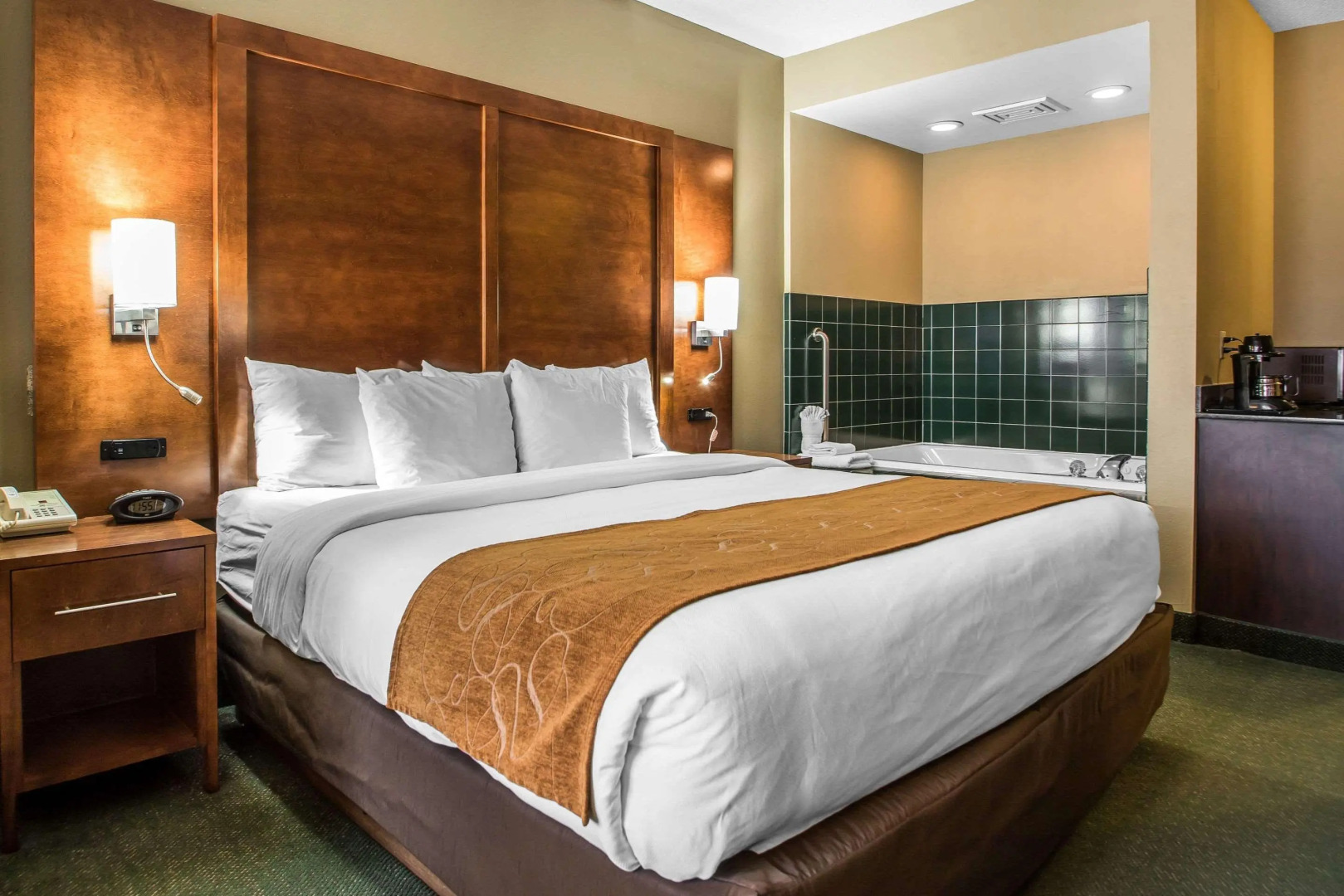 Comfort Suites Madison West - Middleton