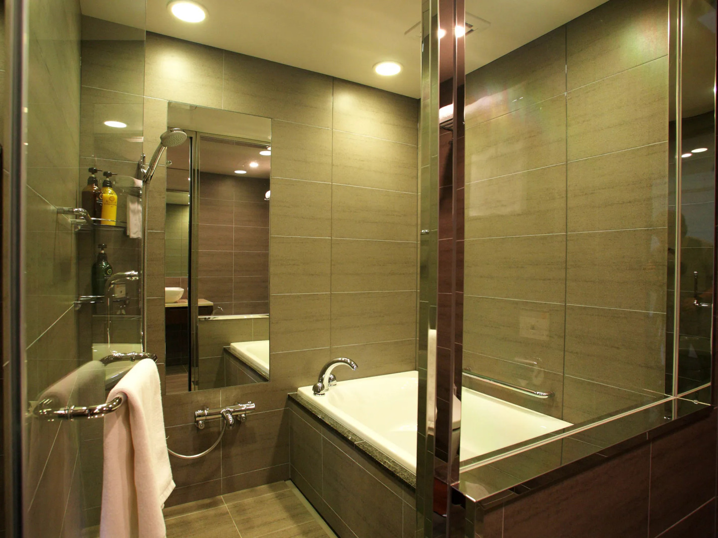 Hotel Hamahigashima Resort