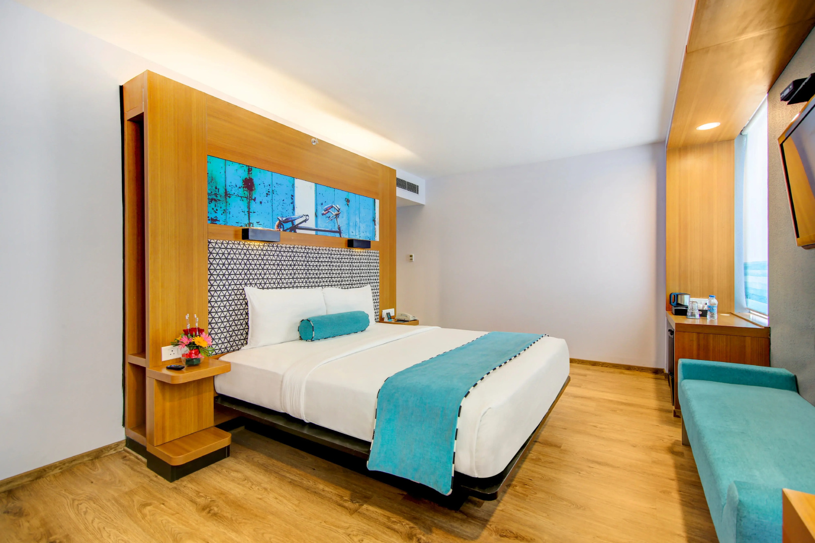 Sunday Hotel Chandigarh Zirakpur