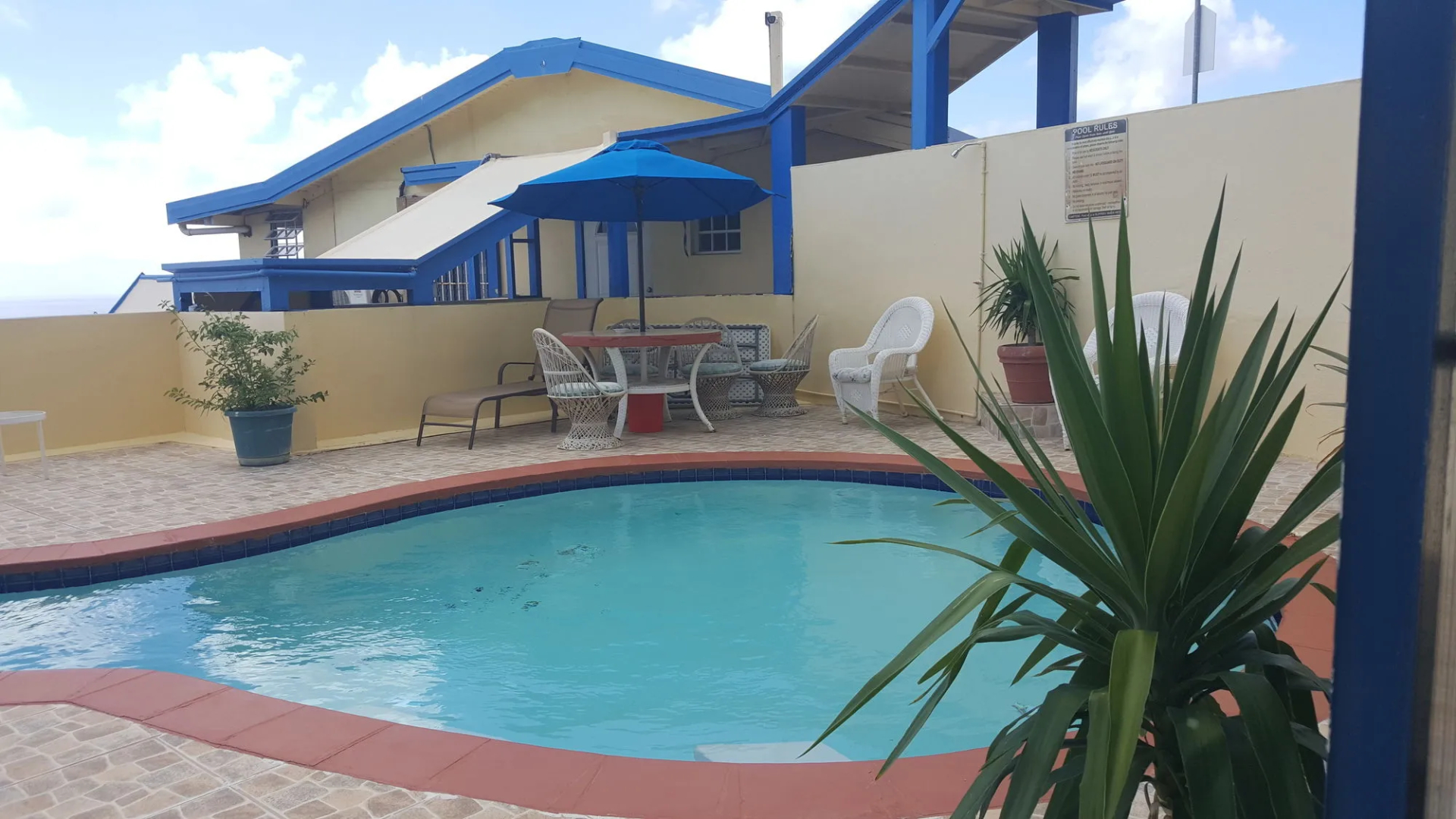 Sunset Gardens Guesthouse