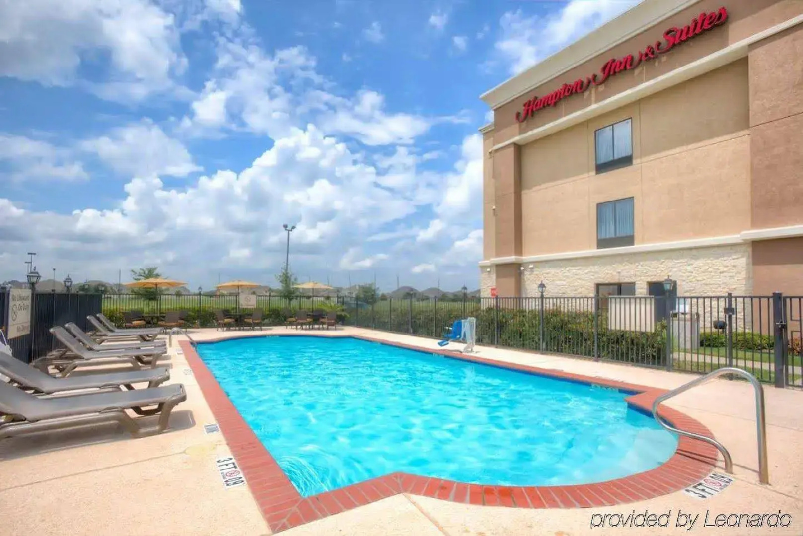 Hampton Inn & Suites Houston - Rosenberg