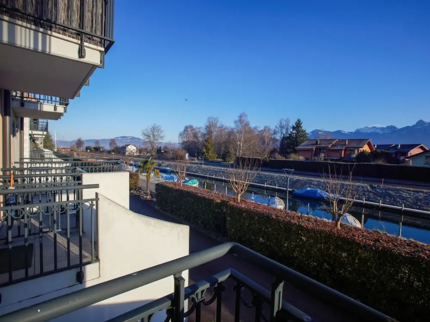 Tasman S20 R Port-valais