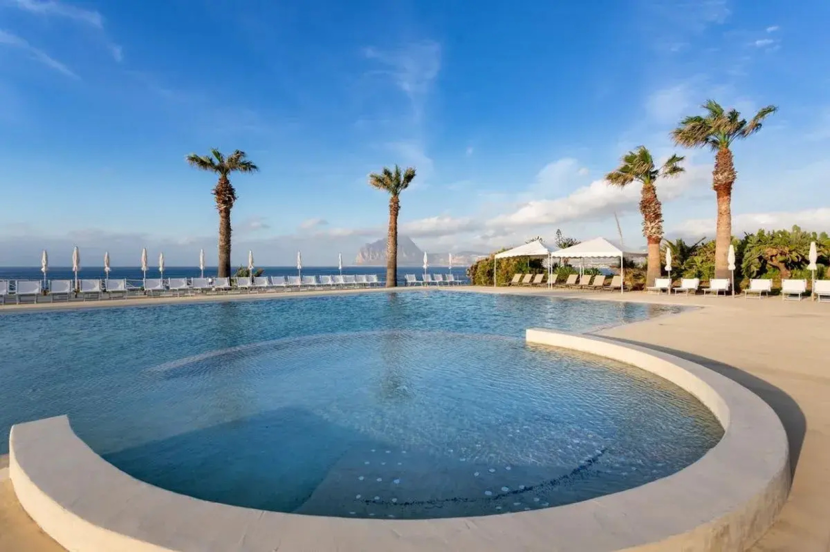 La Tonnara Di Bonagia Resort