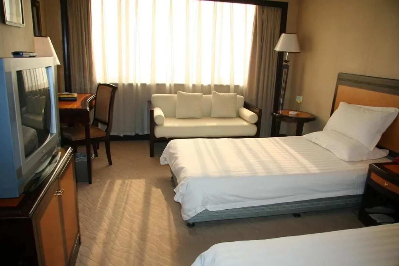 Zhengzhou Hualian Guangzhou Hotel