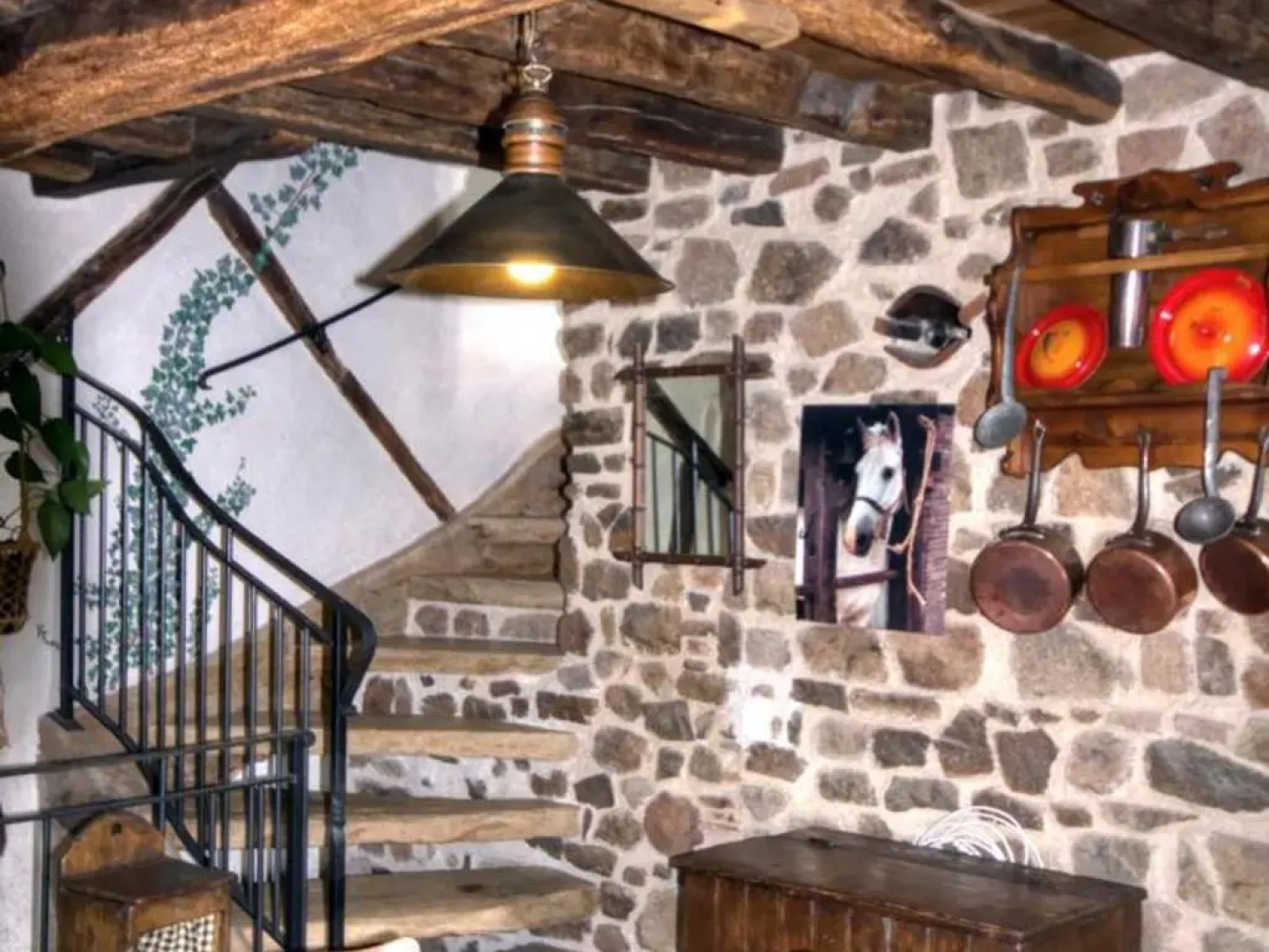 Gîte Chirassimont, 2 pièces, 4 personnes - FR-1-496-137