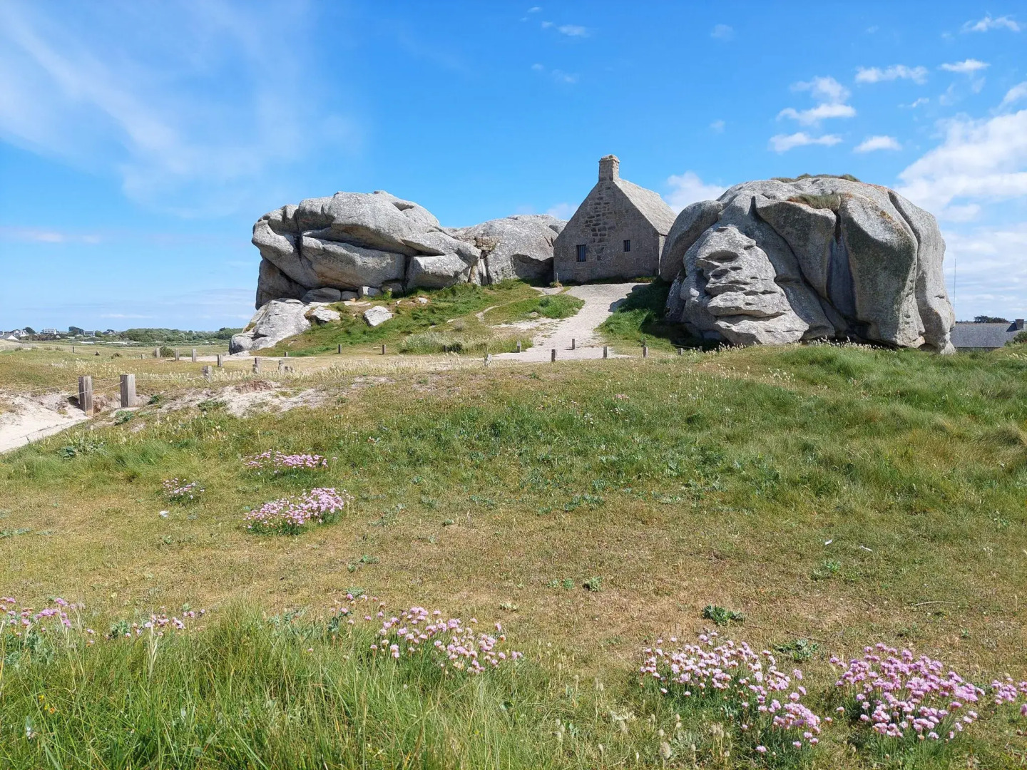 Granite stone house with fireplace, Plouguerneau