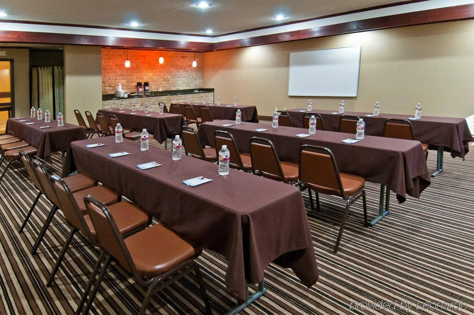 Quality Suites Addison - Dallas