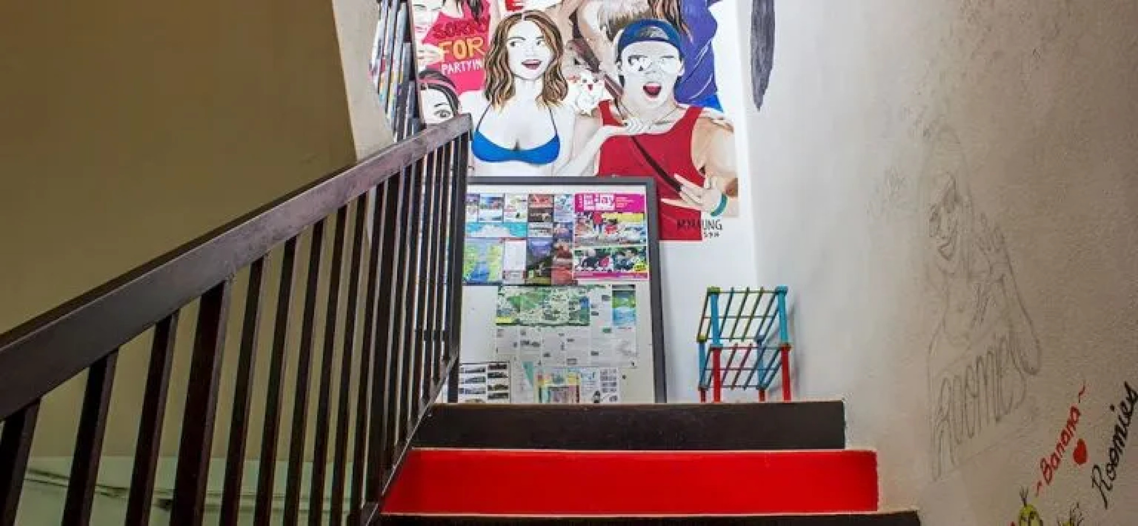 Roomies Boutique Bed & Breakfast - Hostel