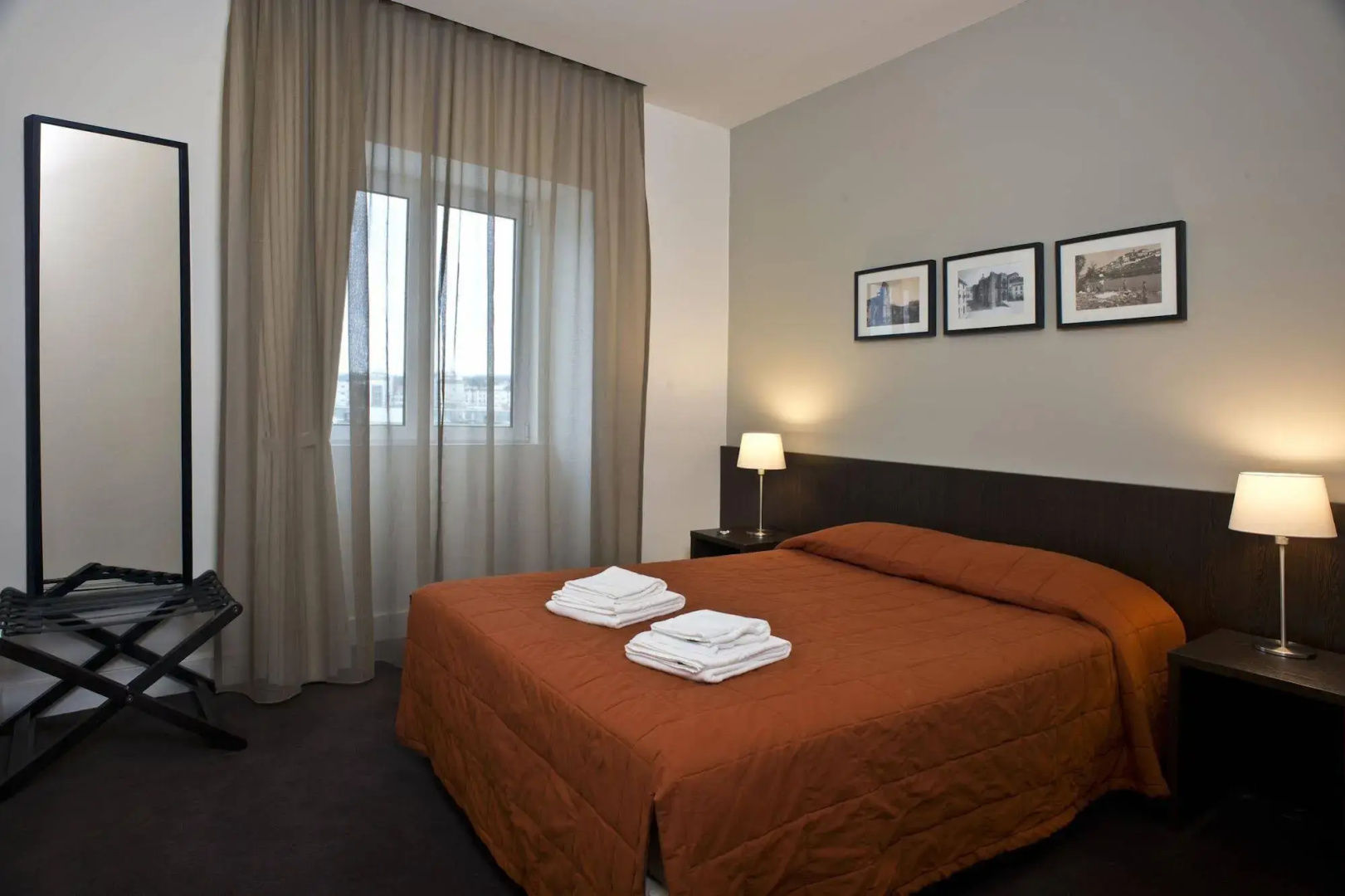 Riversuites