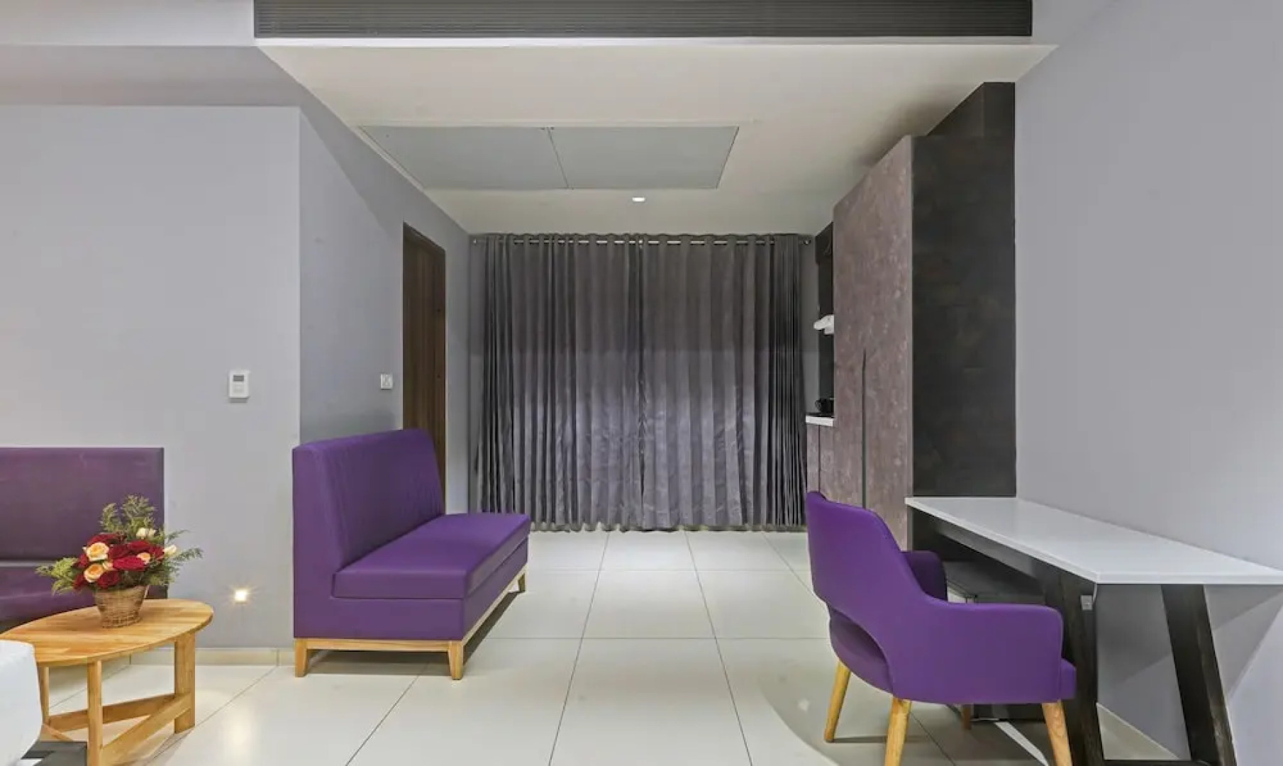 Treebo Premium La Orchid