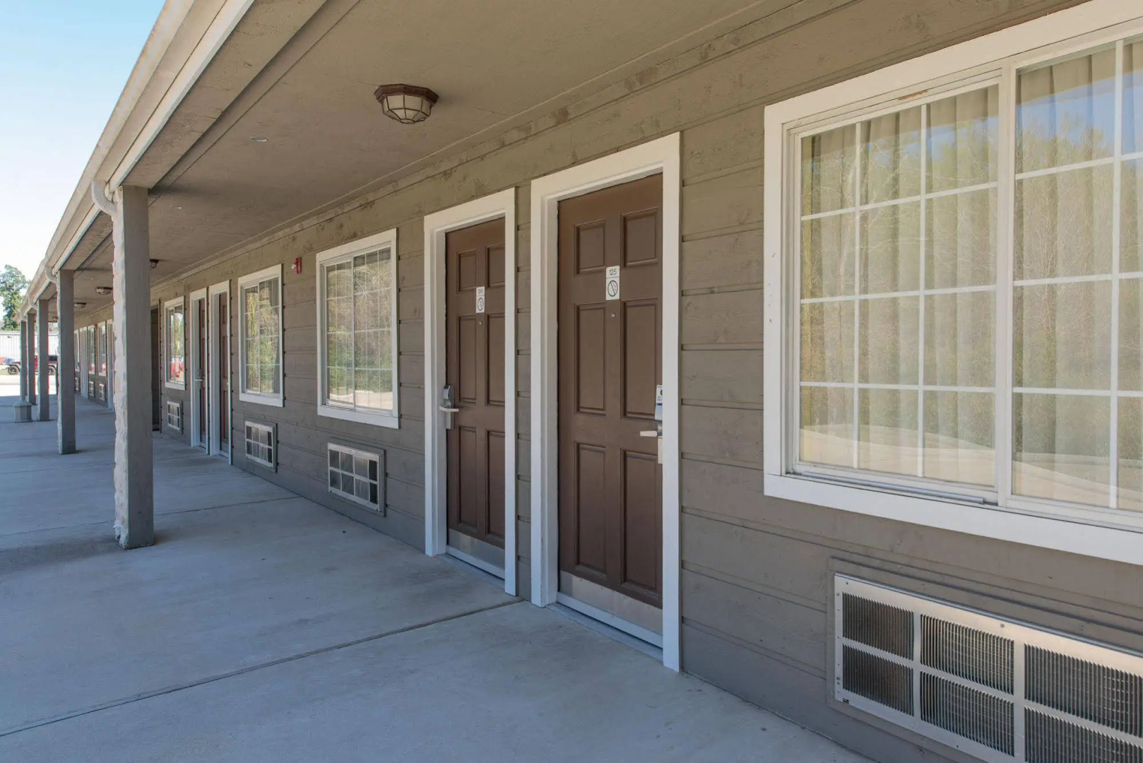 The Stagecoach Inn of Woodville