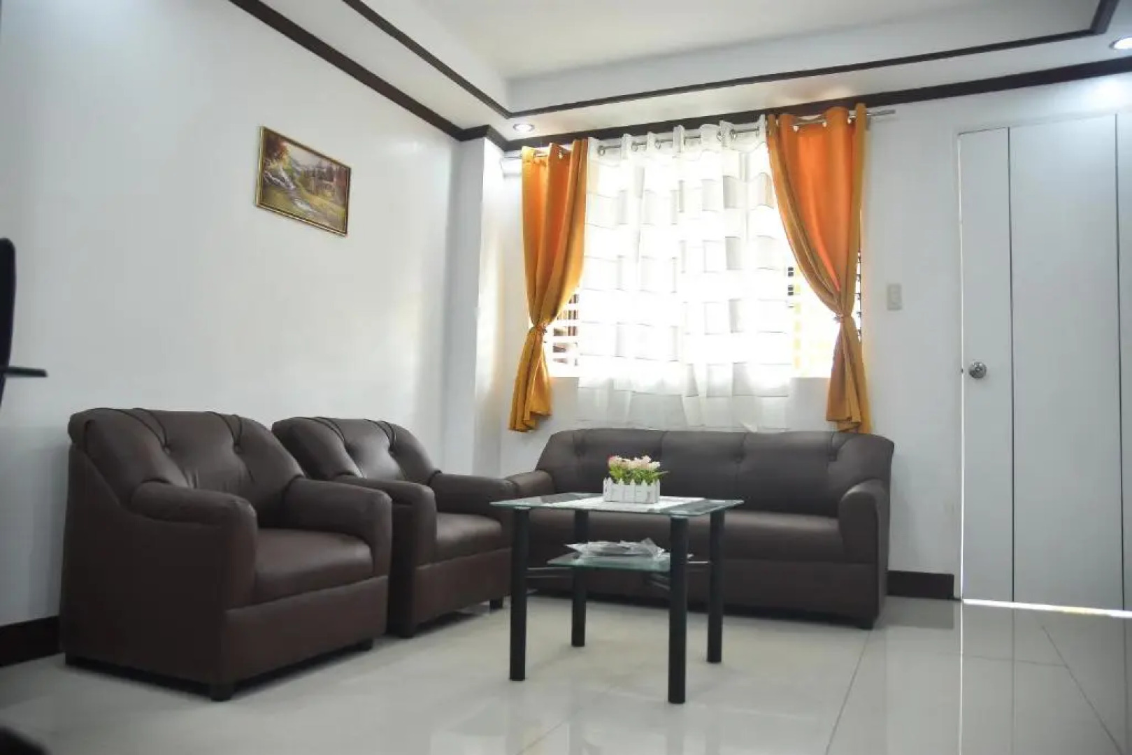 Furnished House in Calapan City Subdivision near ROBINSON/XENTRO Mall